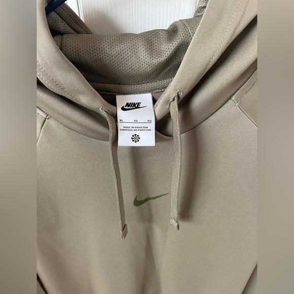 Nike Tech Sweatshirt - never worn - Picture 2 of 4